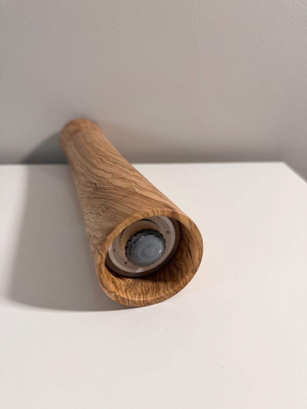 Elettrodomestici da cucina: Pfeffermühle aus Olivenholz – Nuovo e nell'imballaggio originale da Herisau venduto da mikes69 1
