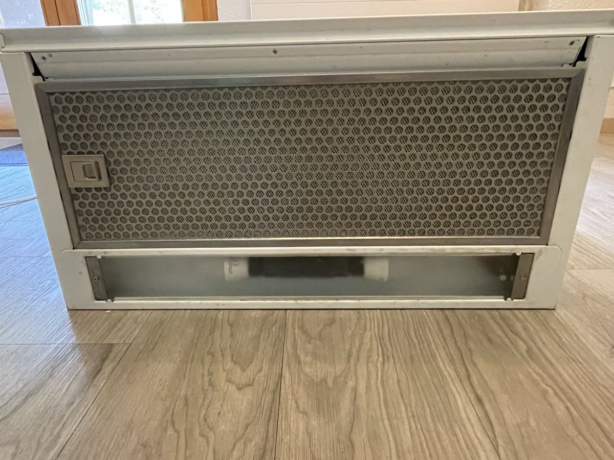 Electrolux Appareils de cuisine: Electrolux Extractor fan – D'occasion à Lütschental par mjb_lv52 4