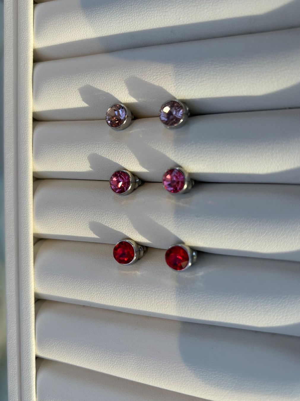 Altri gioielli: Ohrstecker-Set mit Swarovski-Steinen Nr. 4 – Nuovo (secondo la descrizione) da Rothenburg venduto da stacostaco 1