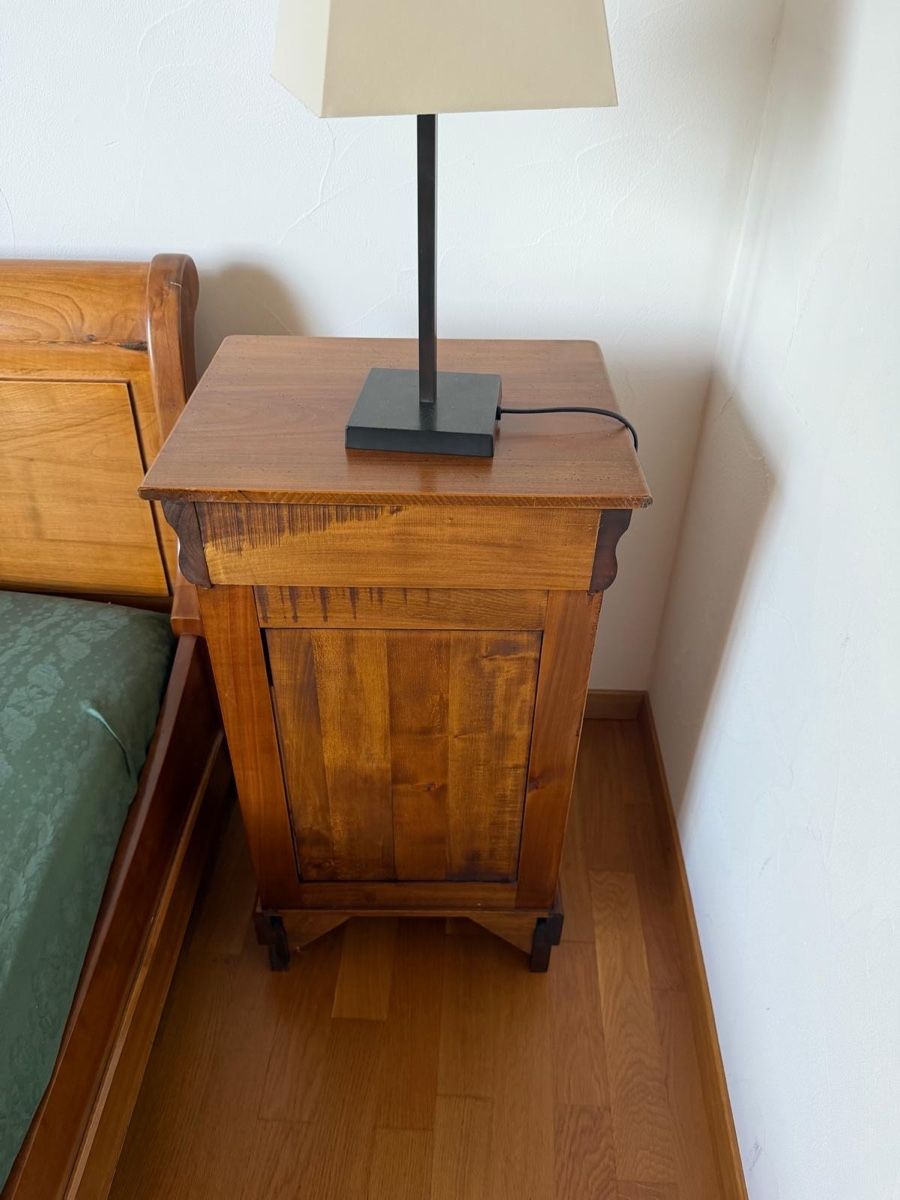 Tables de nuit: Tables de chevets – D'occasion à Tannay par mic_5gvv