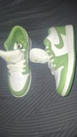 Air Jordan 1 Low verde e bianche, taglia 38.5