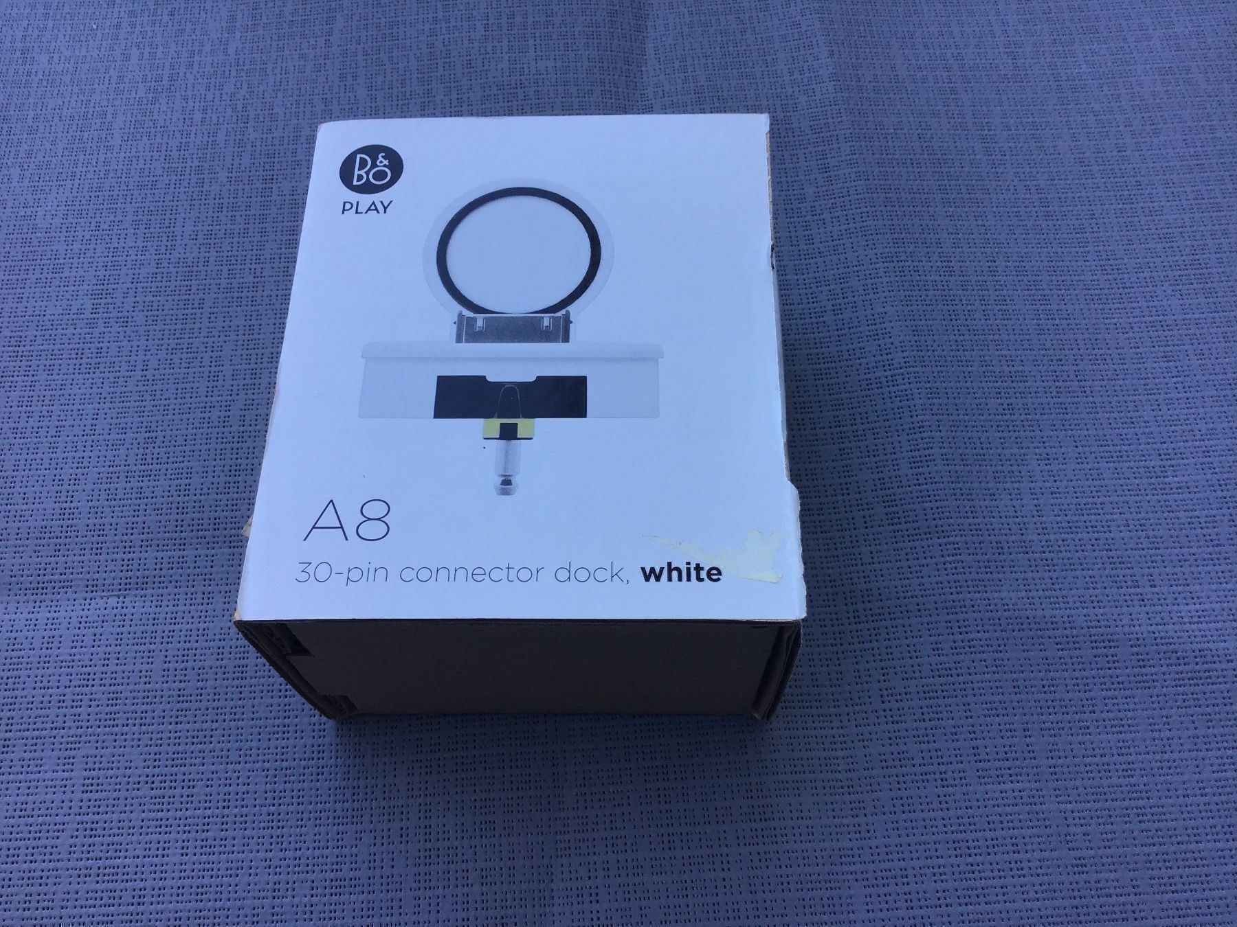 Dockingstation: BeoPlay A8 iPhone Dock – Neu und originalverpackt aus Boniswil von Ubabo
