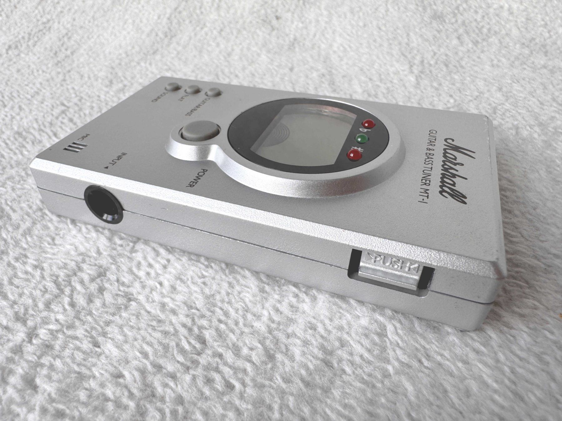 Marshall Strumenti musicali: Marshall Gitarren-& Bass Tuner MT-1 – Usato da Zürich venduto da Malco0 4