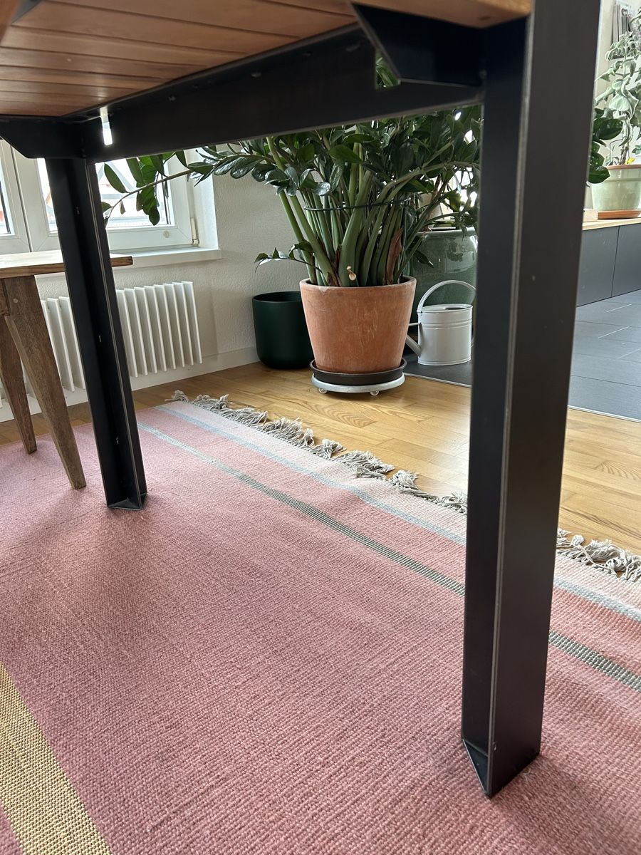 Tables: Holztisch, Esstisch, Massivholz, Eiche rustikal – D'occasion à Wil SG par Jonne 4