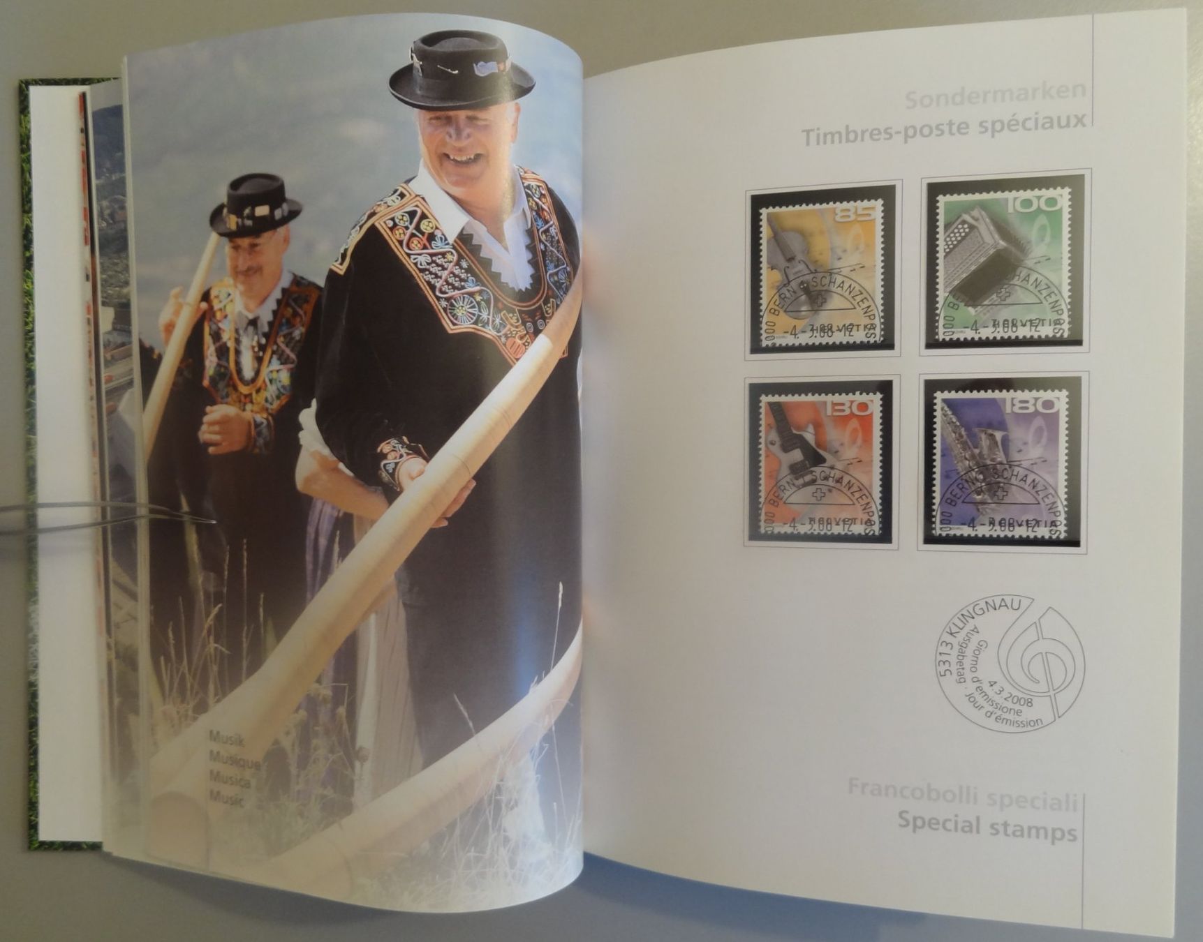 Alle Briefmarken: Jahrbuch Schweizer Briefmarken 2008 der Post, gestempelt – Gebraucht aus Gränichen von Teufenthaler 4
