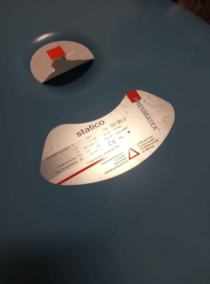 Radiatori: Pneumatex Heizung 80 L – Usato da Bienne venduto da Daniel_Schader 2