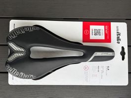 selle italia SLR SUPERFLOW Carbon Fibre