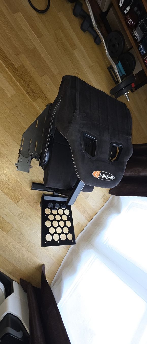 Playseat Stühle: Playseat Rennsport Sitz – Gebraucht aus Wettswil von Lubek 4