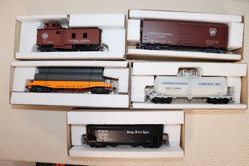Modellini di ferrovie: 5 US Güterwagen ( 495 ) – Usato da Kerzers venduto da Winu64 9