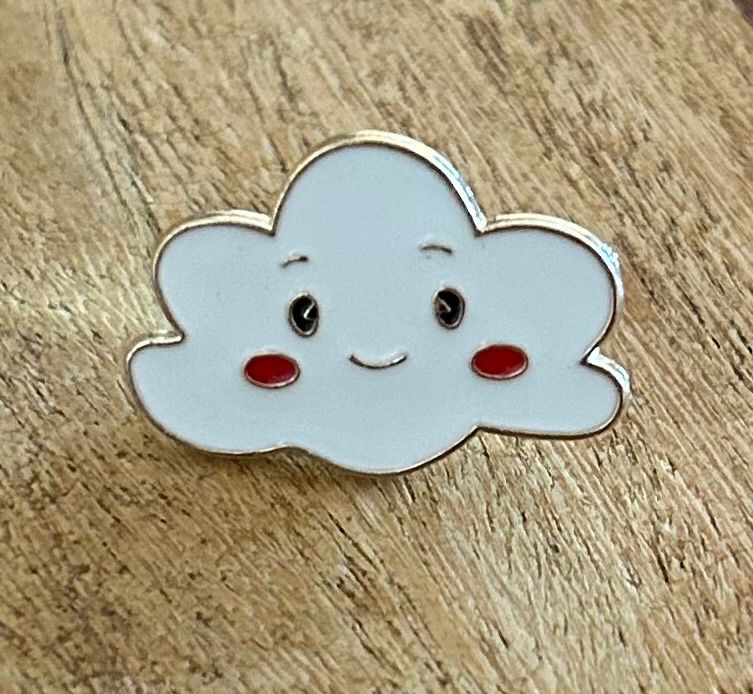 Plaquettes & Badges: Pin Wolke – Neuf avec emballage d'origine à Geneve par vane267