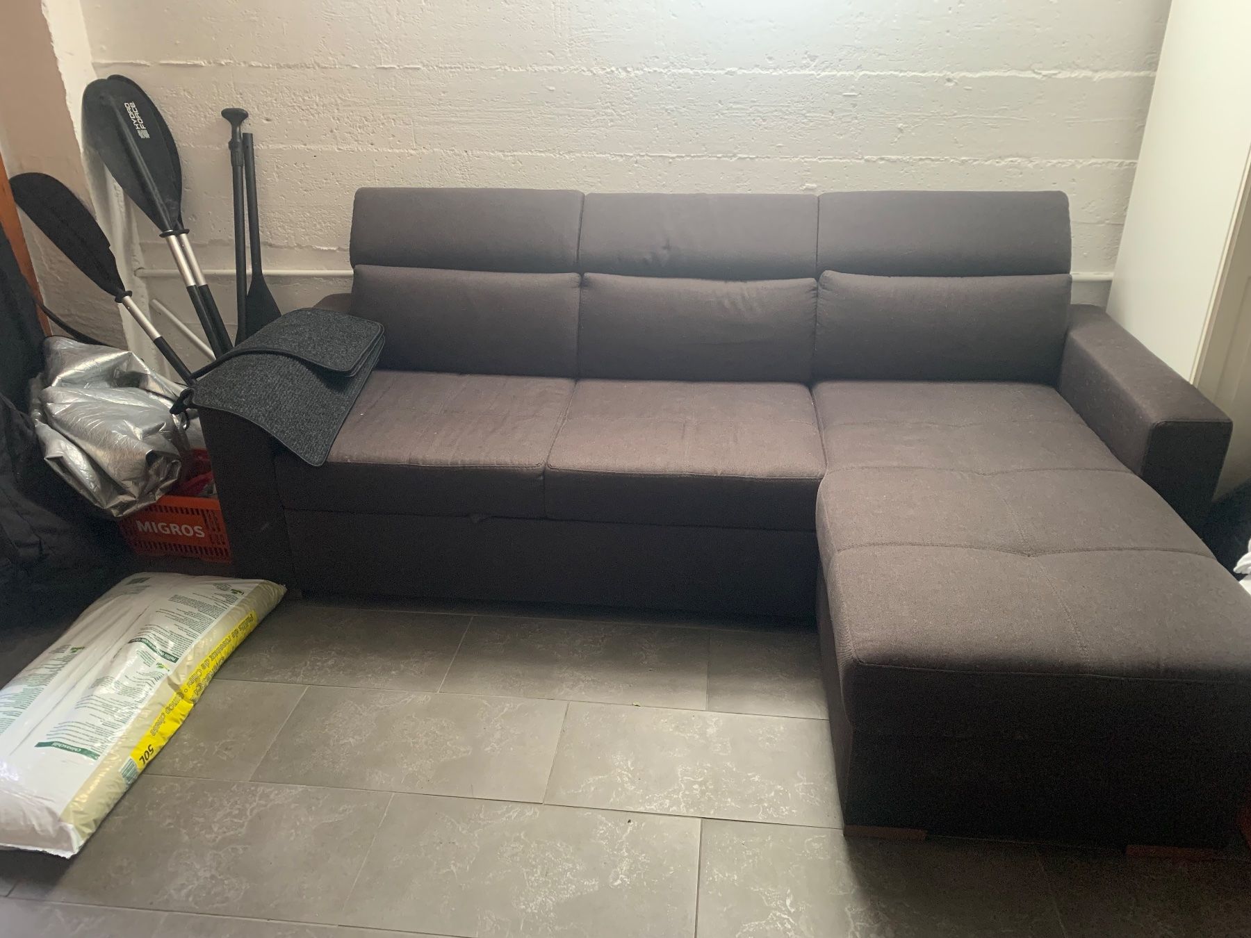 Sofas: Gratis Sofa Grau/Schwarz – Gebraucht aus Obergösgen von Torrente 1