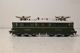 Ae 6/6 Kleinbahn HO/DC mit OVP läuft nicht verhockt