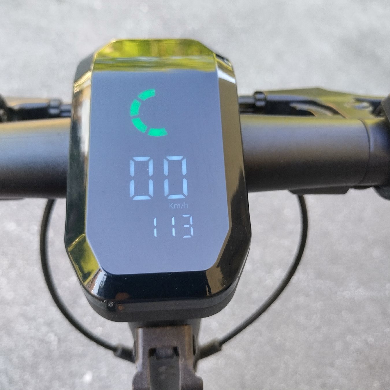 VMAX Kickboard: Trottinette électrique VMAX Pro ST-B ,avec chargeur – Usato da Sion venduto da jep_mp5q 1