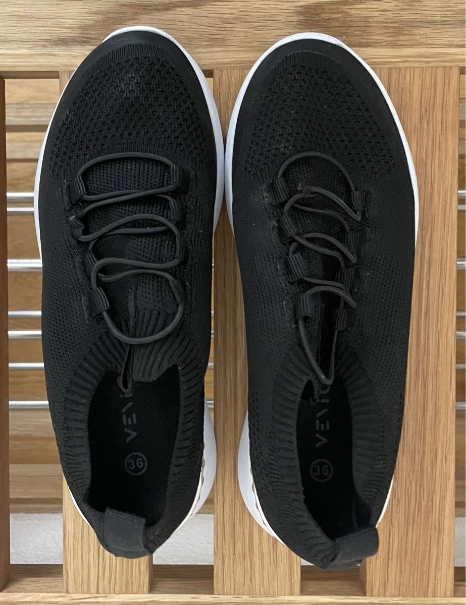 Scarpe da donna: Schwarze Sneaker von VENICE, Gr. 36 – Usato da Eschenbach SG venduto da Patri84 3