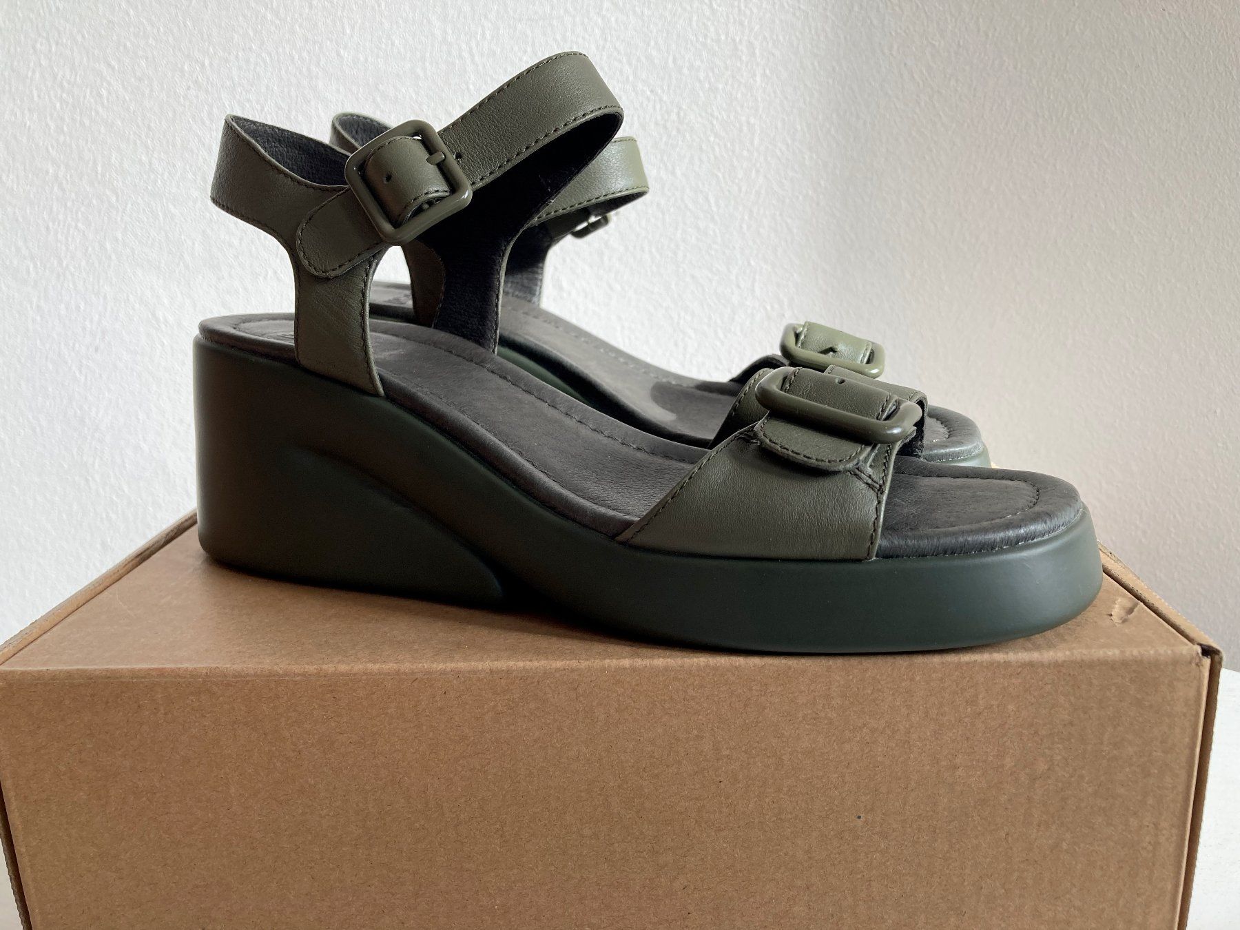 Camper Scarpe da donna: Camper Keilsandaletten 38 – Nuovo (secondo la descrizione) da Basel venduto da bil_8mvw 4