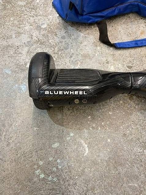 Hoverboards: Hoverboard Bluewheel inkl. Ladegerät und Tasche – Gebraucht aus Brugg AG von Spni079 4