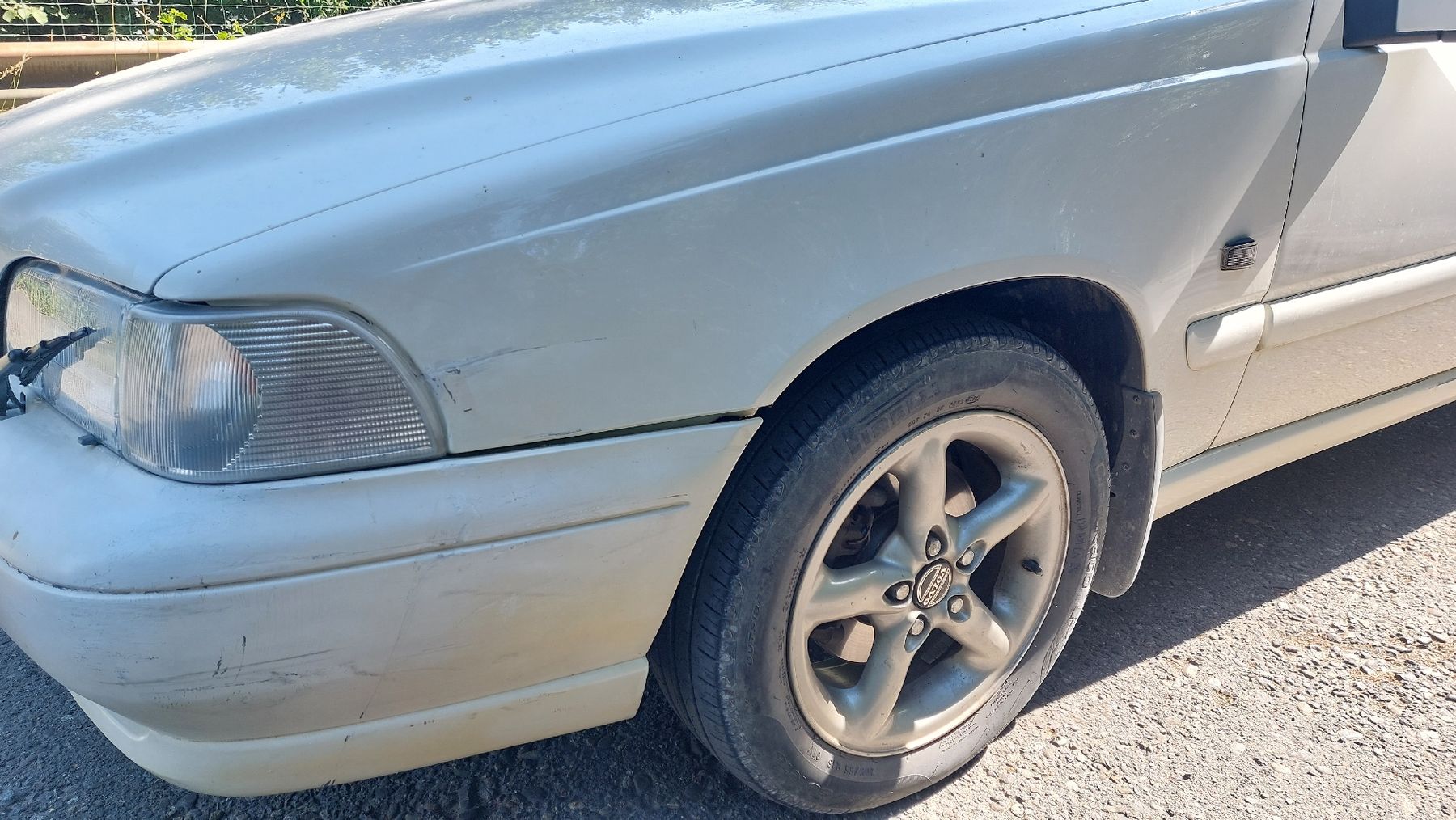Volvo Automobili: Volvo V70 2.4 Kombi Handschalter – Usato da Niederlenz venduto da SciroccoUrquattro 5