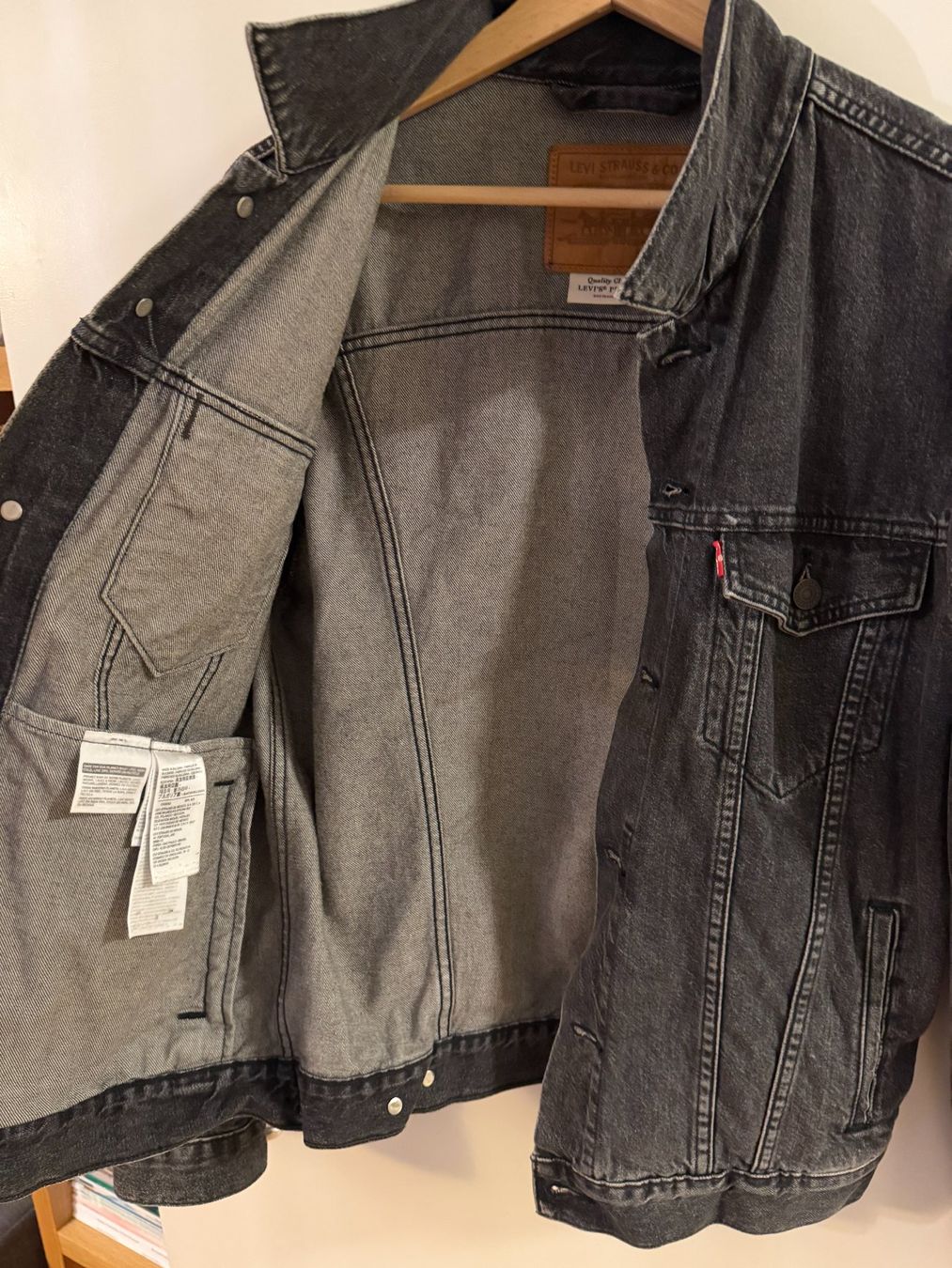 Levi's Jacken: Levi's Jeans Jacke - M – Gebraucht aus Zürich von Y_Neher 1