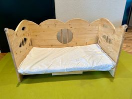 Babywiege Massiv, UNIKAT Handarbeit