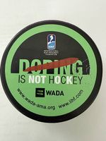 Original IIHF WM 2026 Zürich Warm-up Puck 