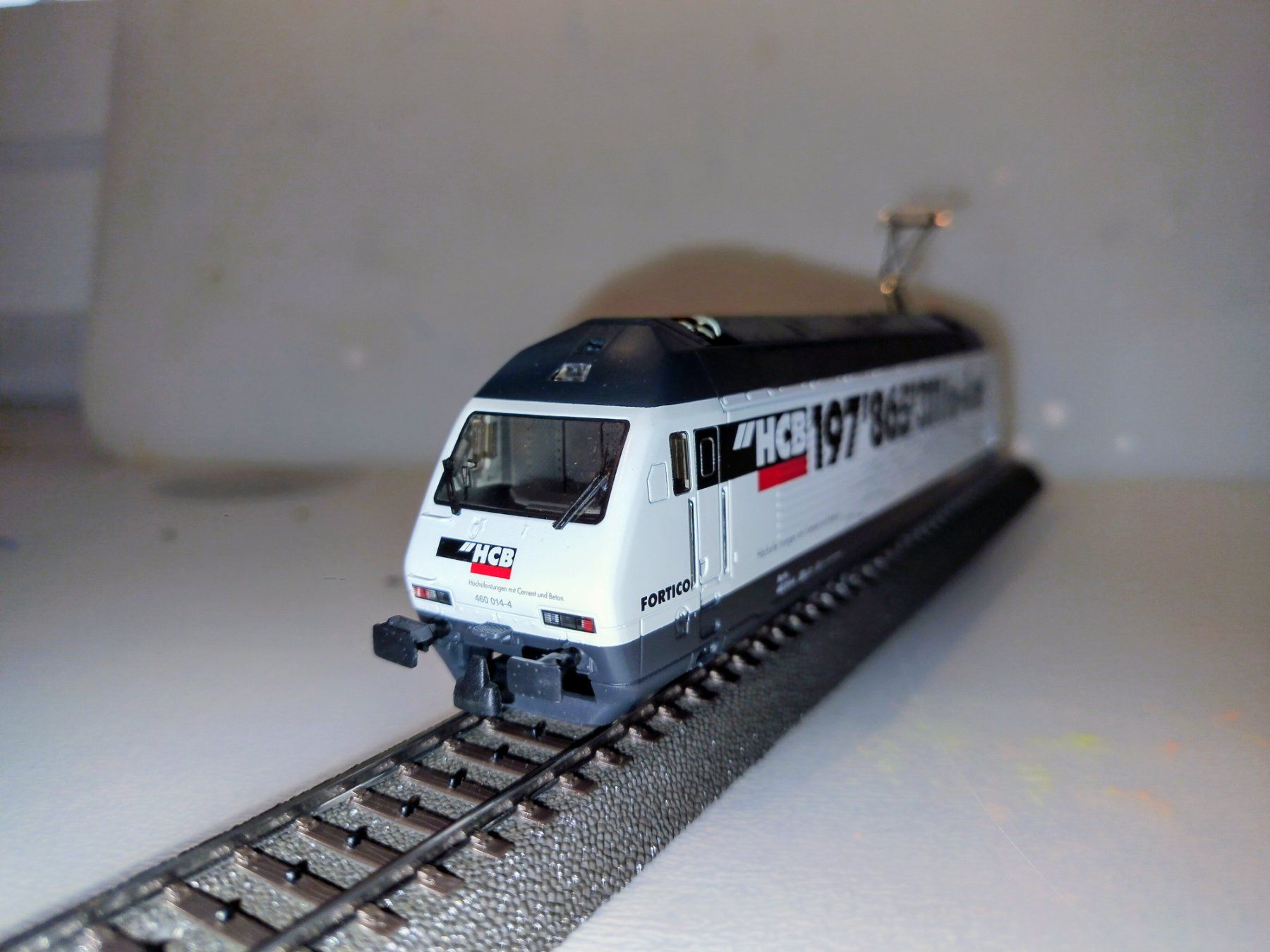 Hag Modelleisenbahnen: Re460 Holcim Werbelok – Neu (gemäss Beschreibung) aus Rafz von Puma059