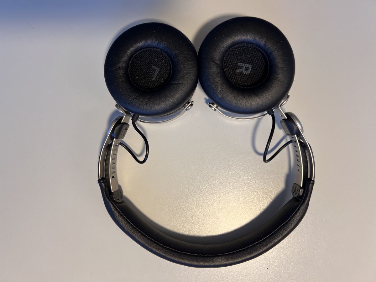 Beyerdynamic Cuffie: Beyerdynamics Aventho  Wireless Kopfhörer mit Super Klang! – Usato da Biberist venduto da Genius19 1