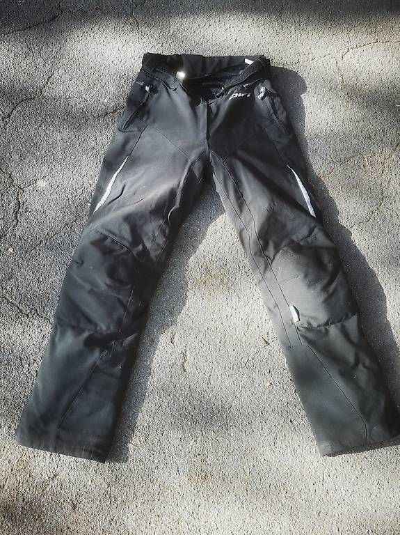 Lotti di vestiti: Motorrad Jacke und Hose  – Usato da Mitlödi venduto da JSN19 4
