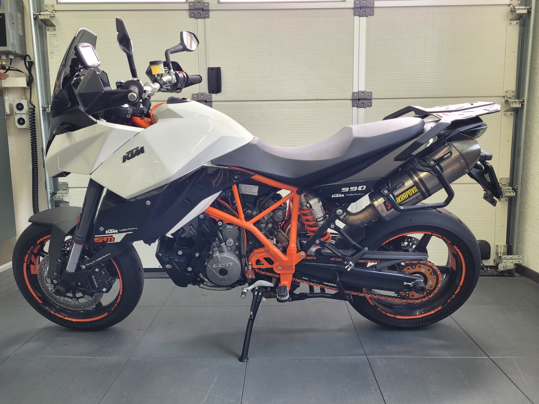 KTM Strada: KTM 990 SMT – Usato da Reinach AG venduto da CaddyFactory