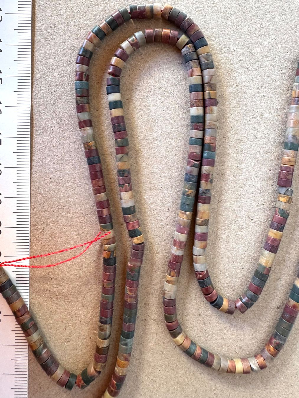 Catenine: Picasso Jaspis    Schlangen - Form    4mm    76cm top Farben – Nuovo e nell'imballaggio originale da Leuggern venduto da gemshow 7