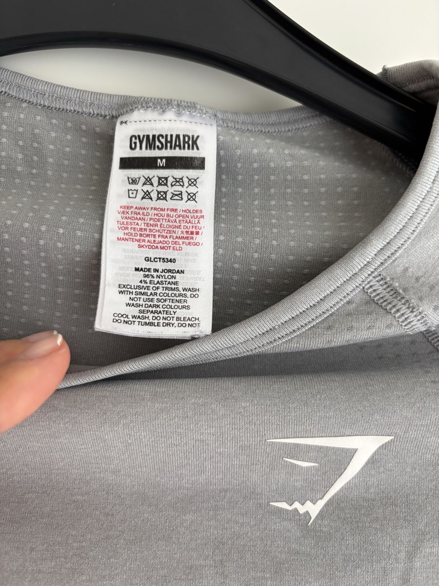 Gymshark Tops: Gymshark Longsleeve Oberteil – Gebraucht aus Winterthur von leimaj 1