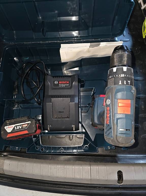 Bohrmaschinen: Bosch 18v Akku-Bohrschrauber – Gebraucht aus Samstagern von ionsvecla