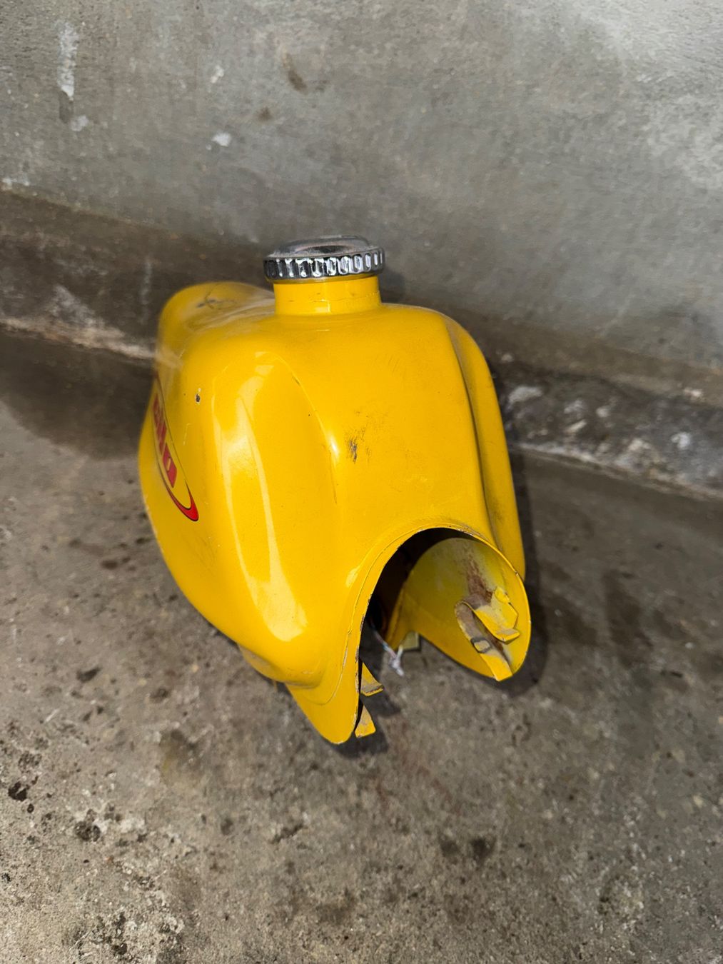 Cilo Accessori per altri veicoli: Cilo Mofa Tank Gelb – Usato da Fahrni b. Thun venduto da berger_tuning34 4