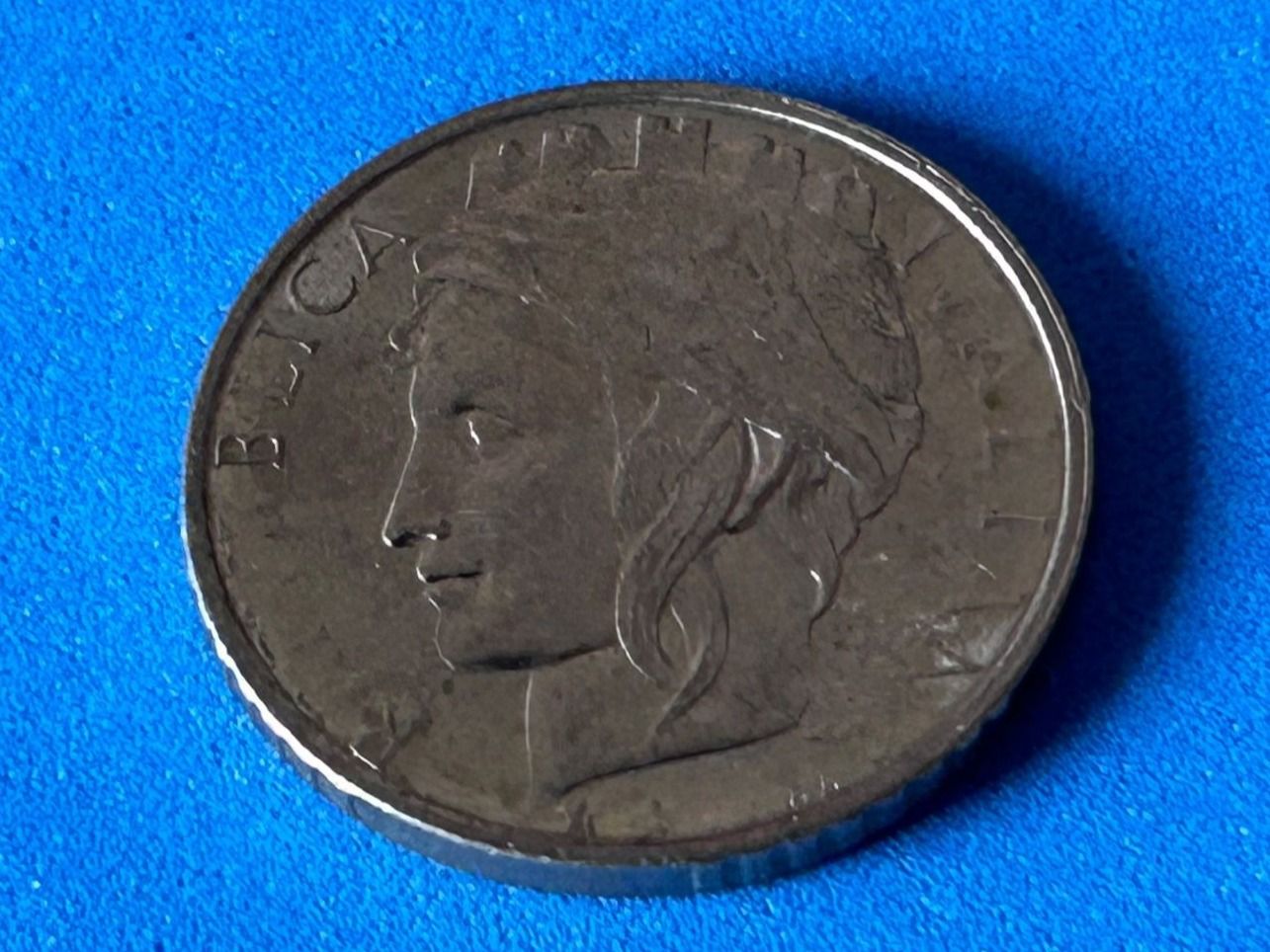 Alle Münzen: Italy - 100 Lire 1996 – Gebraucht aus Corcelles NE von AJKader 1