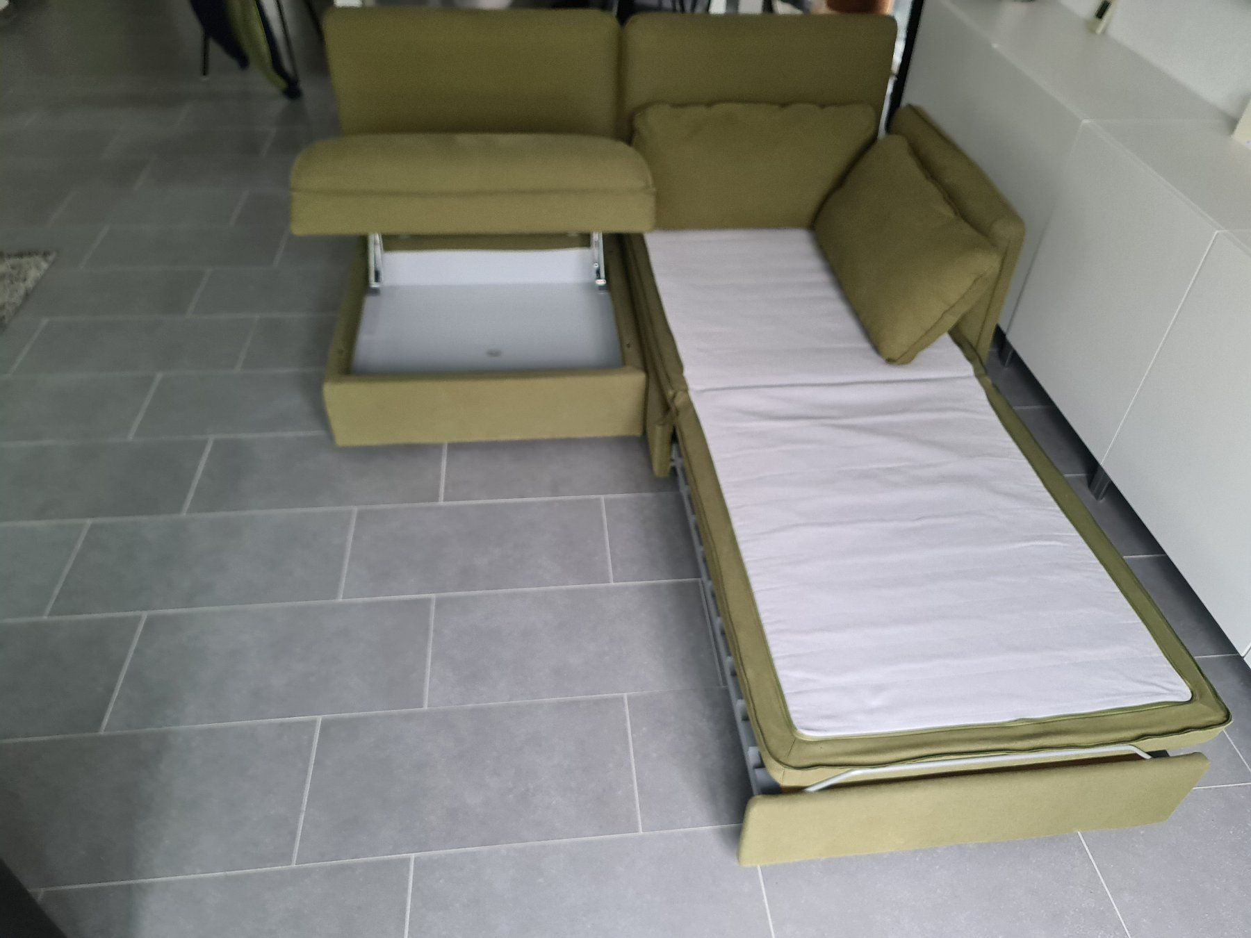 Ikea Divani: Ikea Vallentuna Sofa Couch Schlafsofa Bettsofa – Usato da Hausen AG venduto da Vugri 3