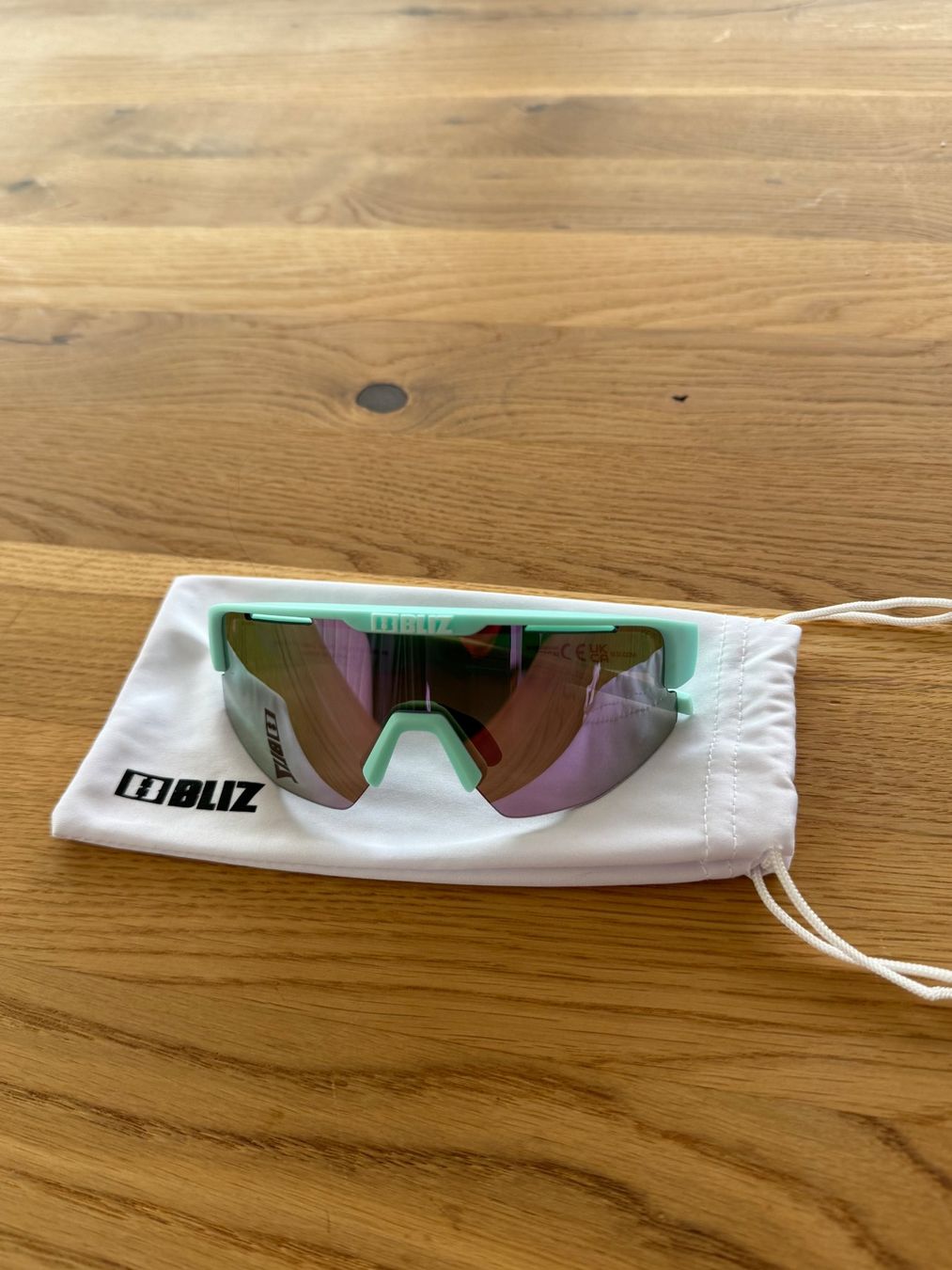 Occhiali & Lenti: Bliz Matrix Small Sportbrille Neu Mint/Multicolor – Nuovo (secondo la descrizione) da Egerkingen venduto da mjvnts