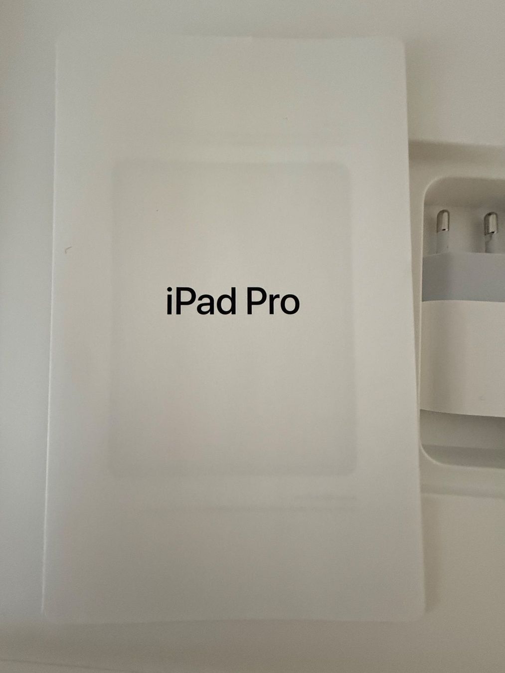 Apple Tablet PC: APPLE iPad Pro - 256 GB - Wi-Fi + Cellular - Modell: A1895 – Neu (gemäss Beschreibung) aus Zürich von ch3906 2