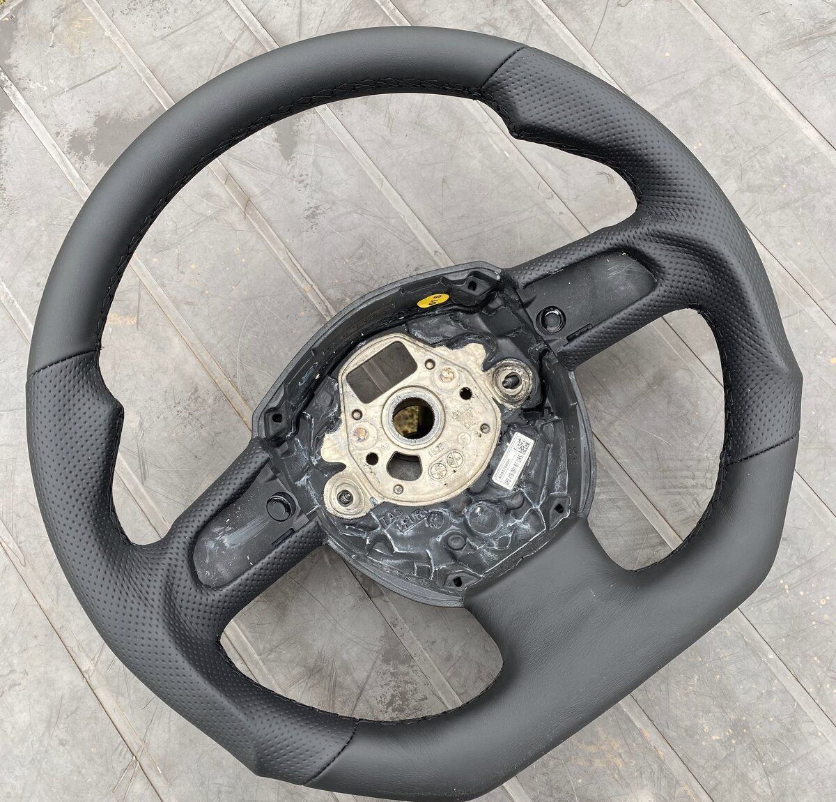 Audi Tutti pezzi di ricambio auto: NEU SPORT leder lenkrad AUDI A3,A4,A5, A6,A7,Q3,Q5,Q7 – Nuovo (secondo la descrizione) da Auw venduto da Neo_z2rq 2