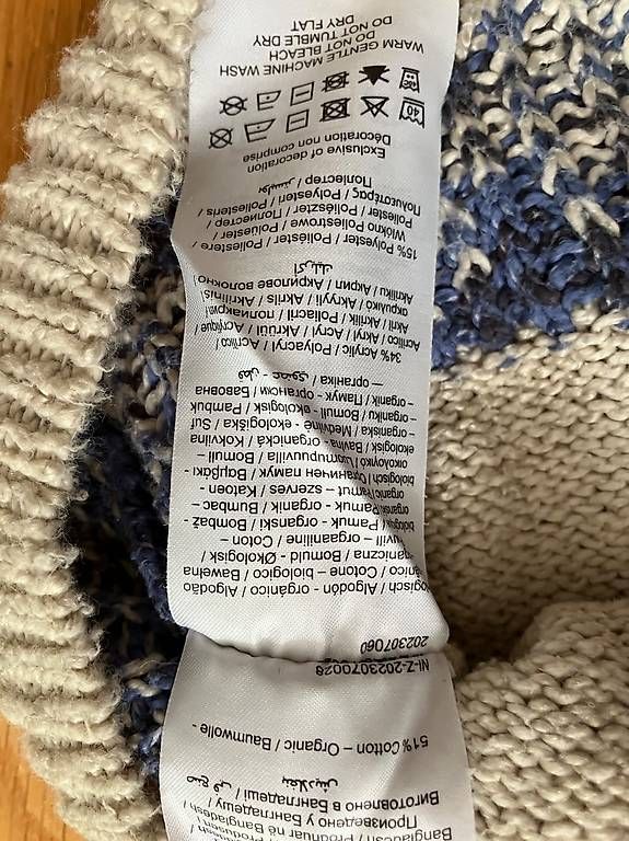Maglioni & Felpe: Magnifique pull 122/128 – Usato da Ostermundigen venduto da Mammouth1 3