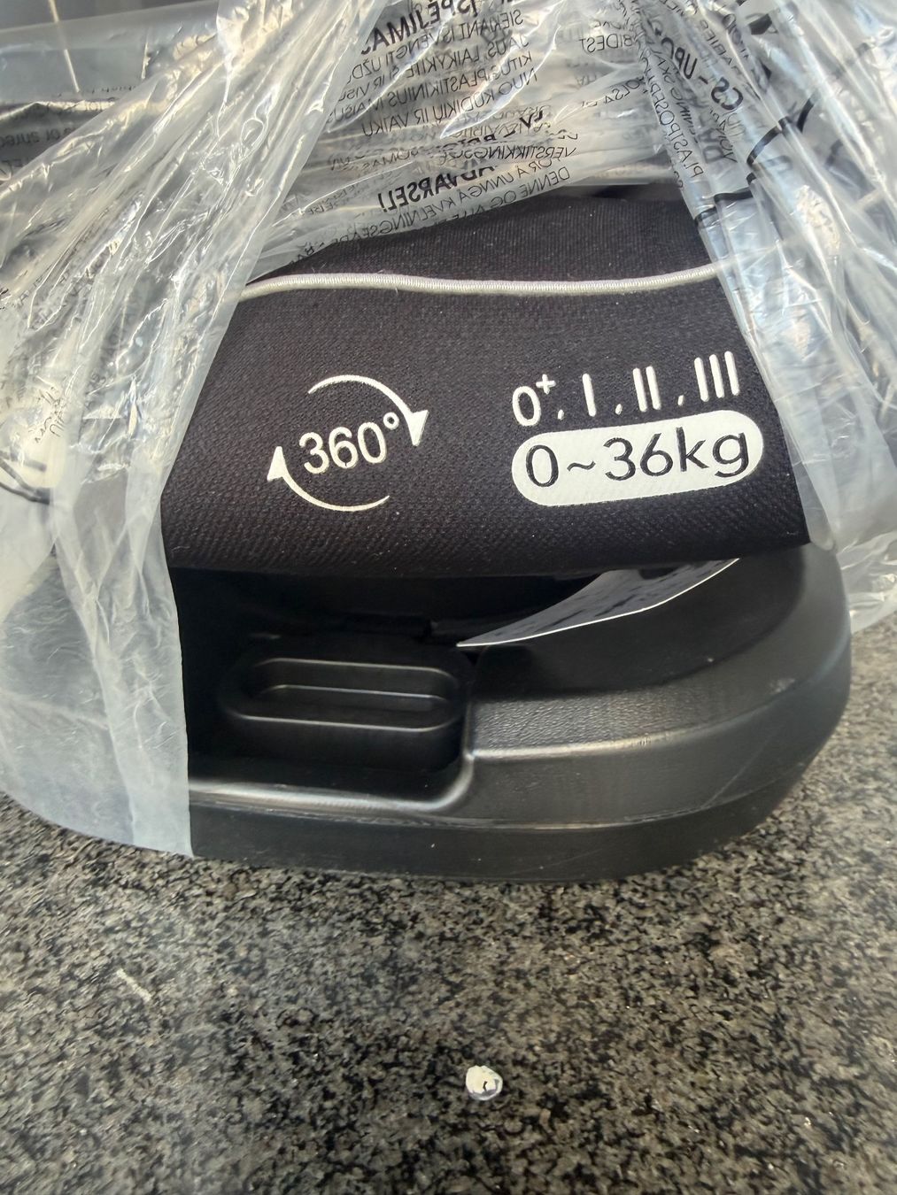 Seggiolini per auto: Kindersitz mit Isofix bis 36kg – Usato da Zürich venduto da taluska01 1