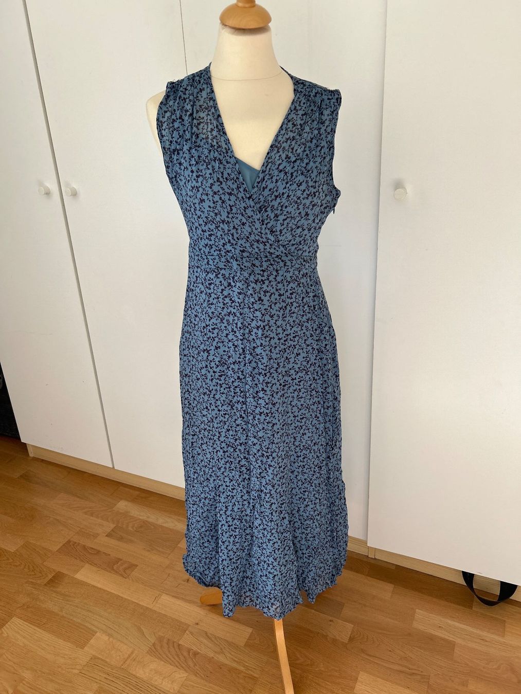 Alba Moda Vestiti: Sommerkleid Gr. S Viscose – Usato da Feuerthalen venduto da Anna_Swift