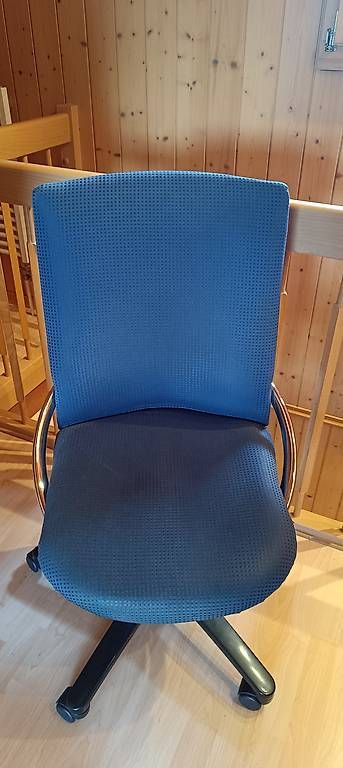 Chaises: 2 Bürostühle dürfen weiter  – D'occasion à Bern par joggerorange
