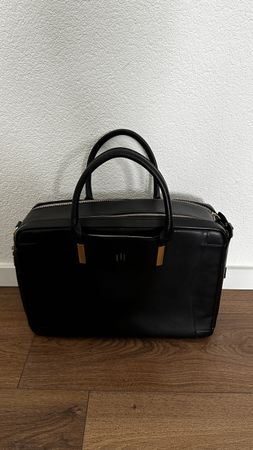 Allrounder-Businesstasche mit viel Zubehör, von la Mansio