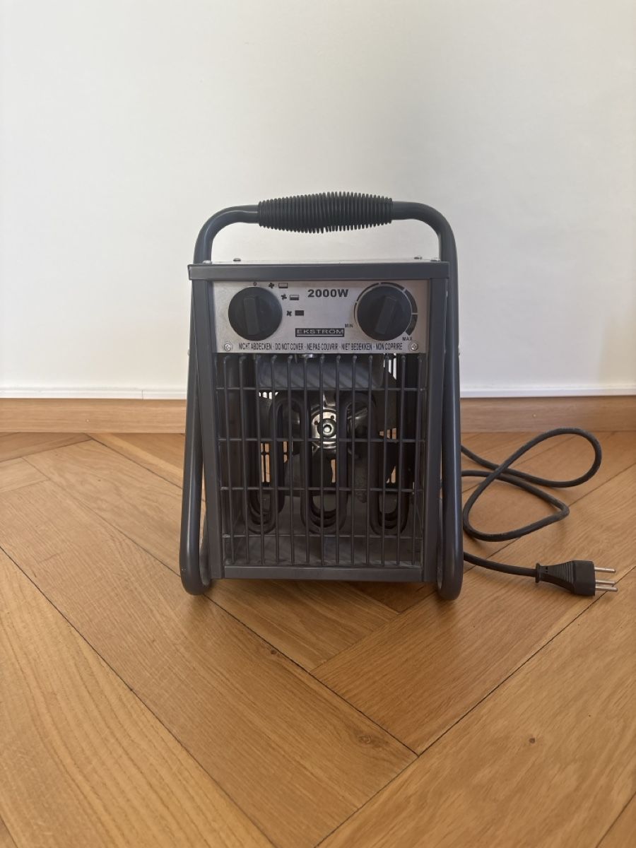Radiateurs: Elektroheizer EKSTROM 2000W gebraucht – D'occasion à Basel par nic_wxj5