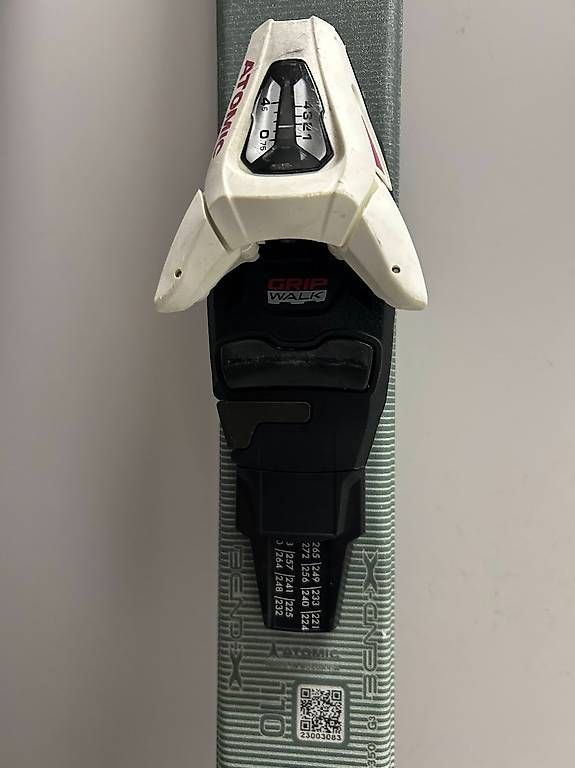 Atomic Sci: Kinderski Atomic Vantage 110 – Usato da Zürich venduto da Sharko 2