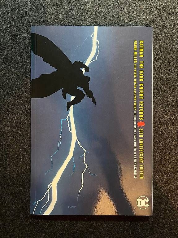 Fumetti: Batman dark knight returns 30th anniversary edition – Nuovo e nell'imballaggio originale da Basel venduto da hol_8ldp