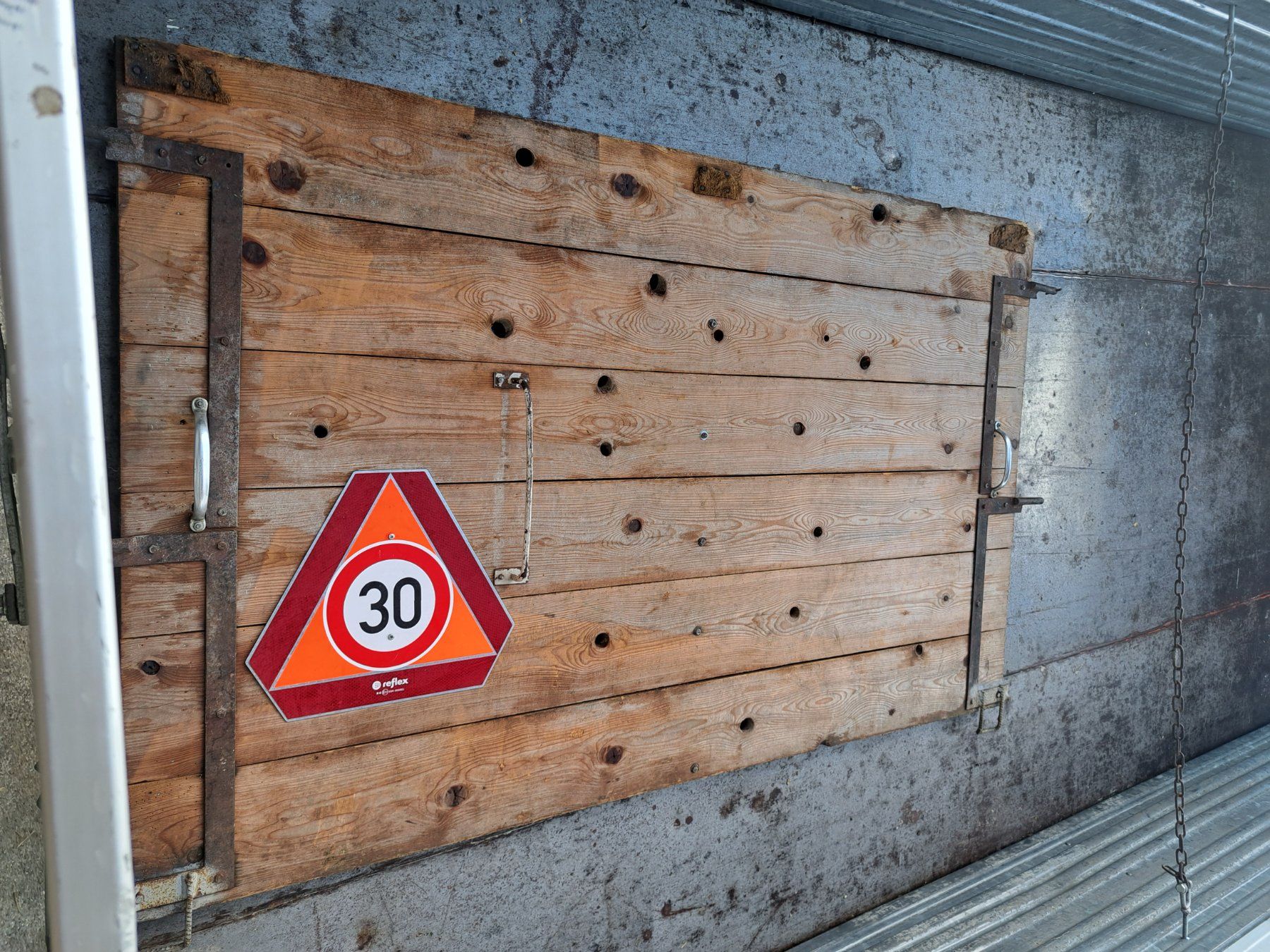 Kipper: Tanner 3 Seiten Kipper 8T – Gebraucht aus Utzenstorf von wuuzservice 3