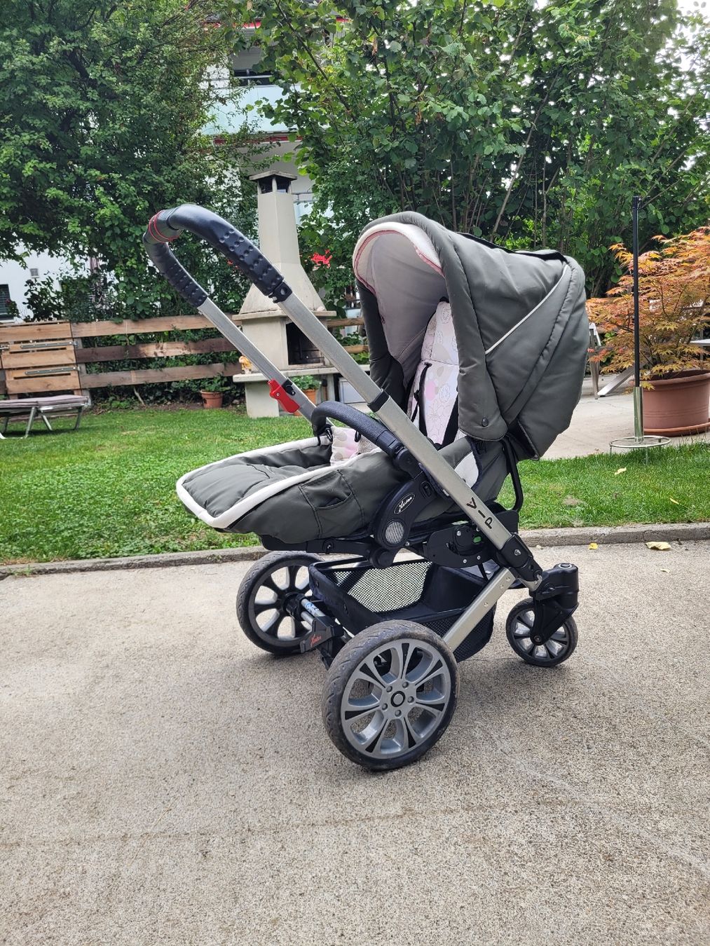 Poussette: Kinderwagen – D'occasion à Ebikon par miguuu19