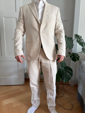 Isaac Dewhirst Anzug aus Leinen