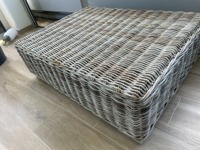 Sgabelli: Ratan Lounge Hocker 80x80x30cm – Usato da Widen venduto da Fachmaa83