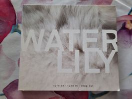 CD Water Lily - Turn on Turn in drop out ( CH )